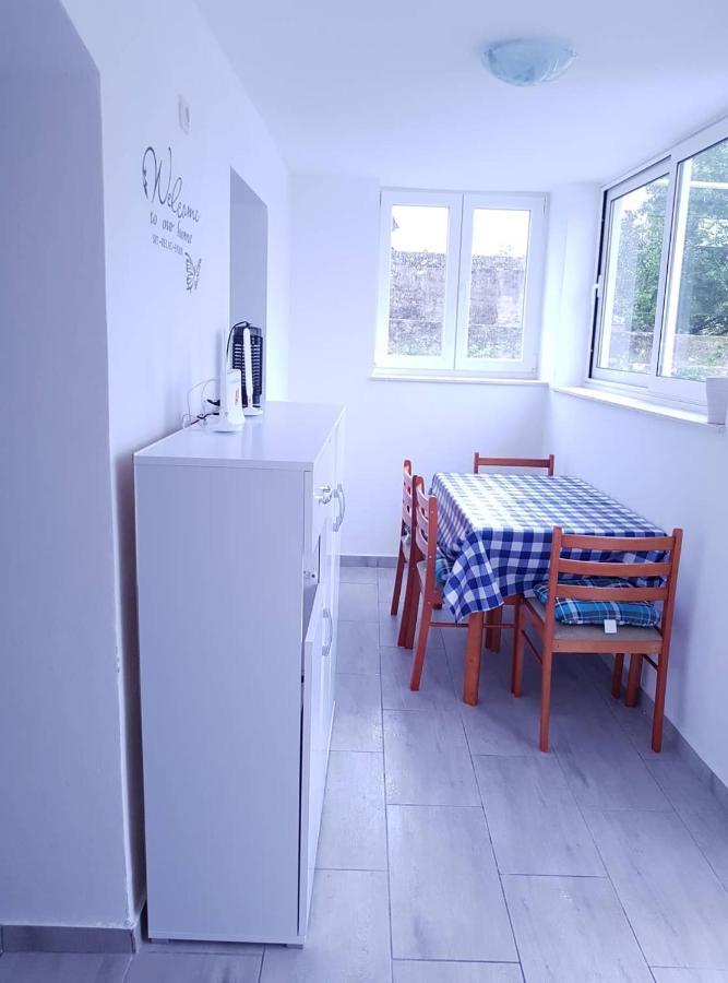 Sound Of The Sea Apartamento Vrsi Exterior foto